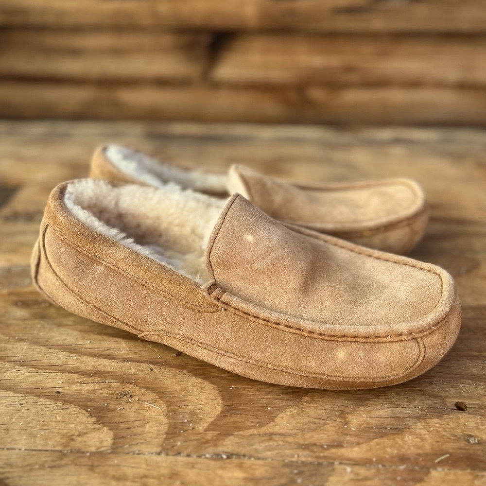 UGG | Men's Ascot Casual Suede Slipper Loafers Chestnut Tan 9